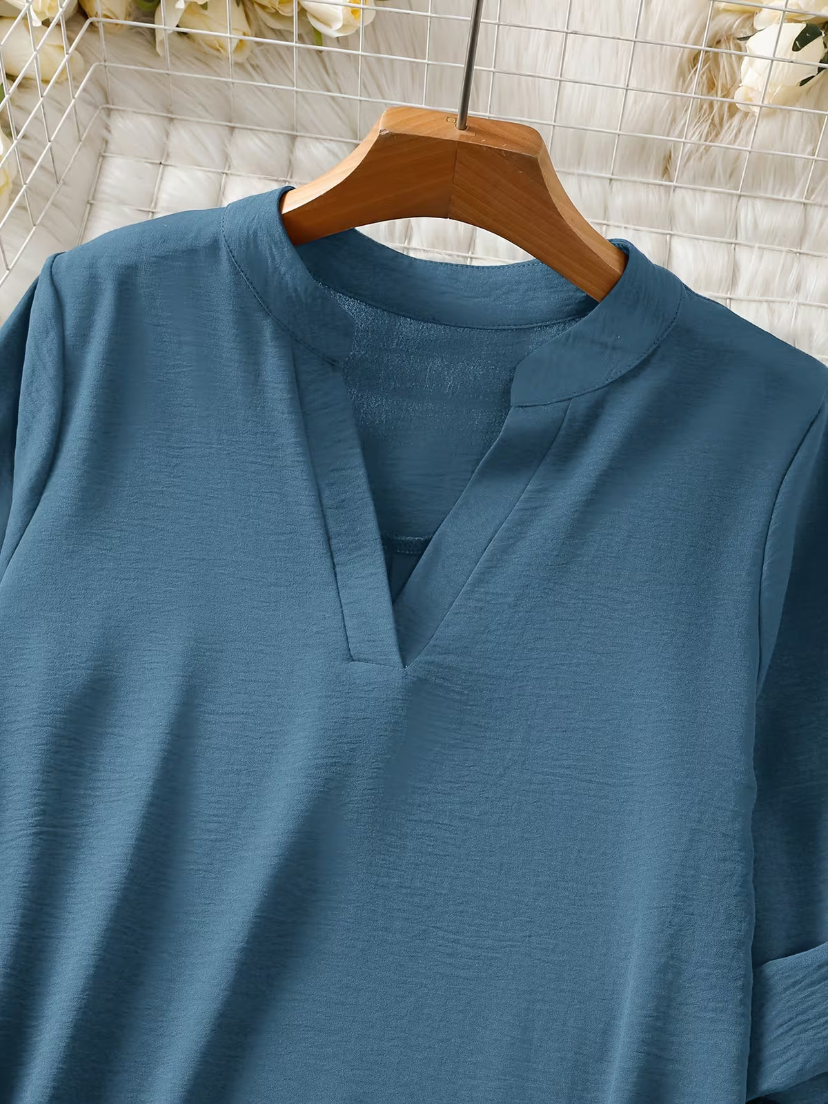 Women's Short Sleeve Shirt – Relaxed Fit, Solid Colour
