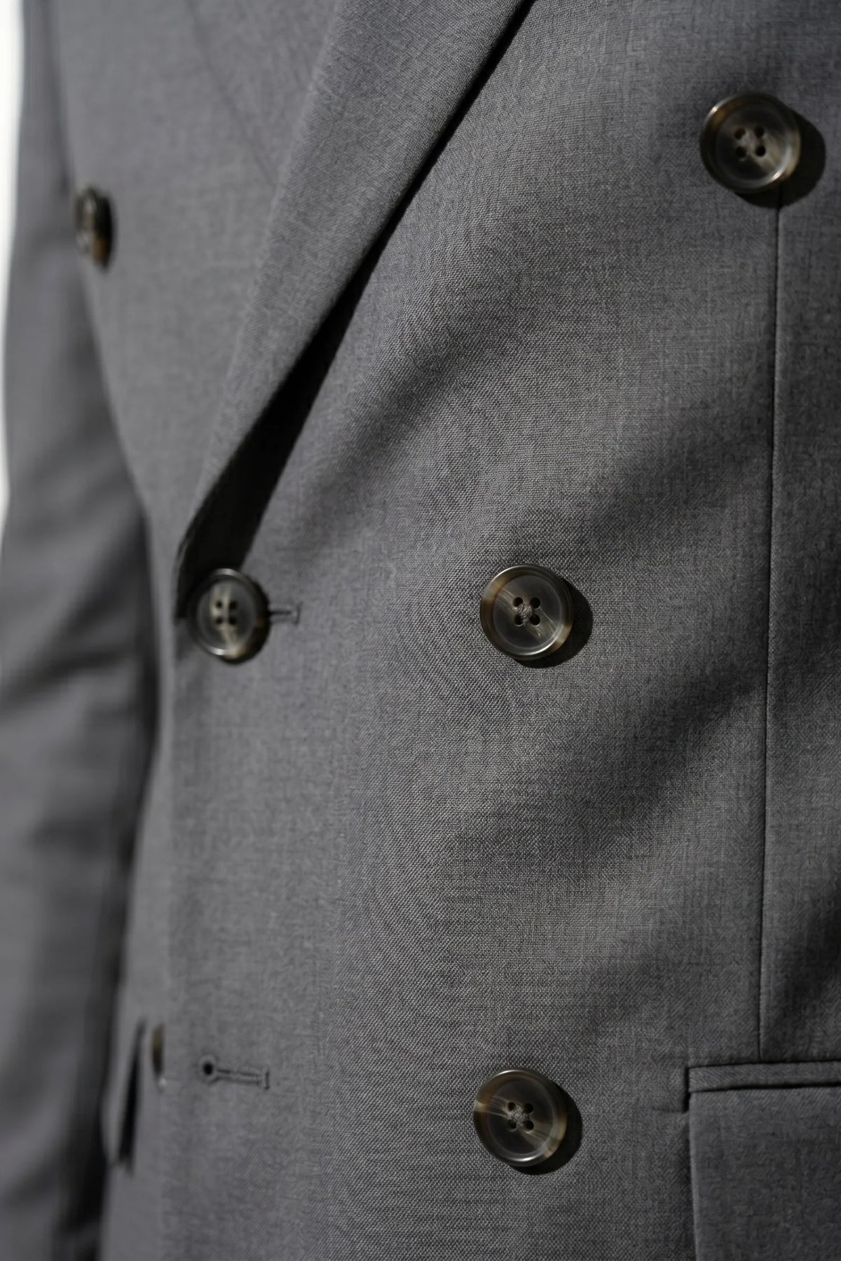 Men's Double Breasted Suit – Peaked Lapel, Slim Fit Two Piece