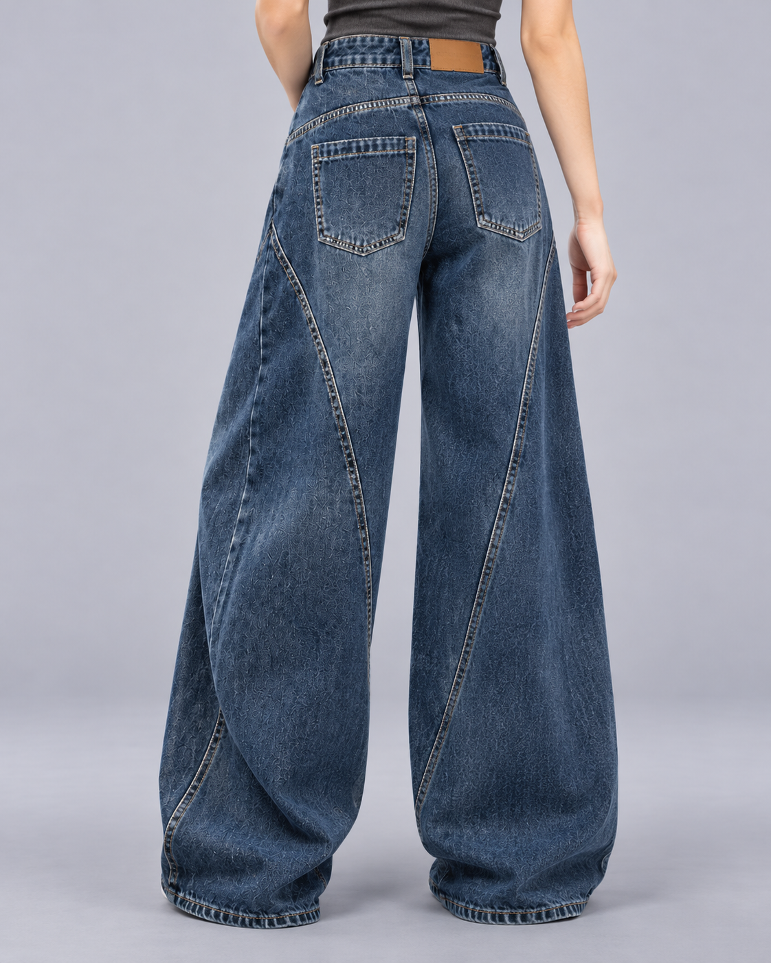 Women's Wide Leg Jeans in Cotton-Blend Denim – Scimitar Cut, Curved Seams, High Rise, Vintage Wash
