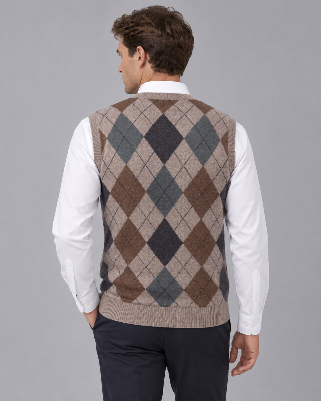 Men's Argyle V-Neck Sleeveless Jumper