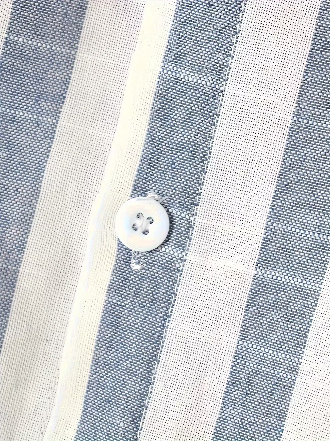 Men's Striped Long Sleeve Button-up Shirt