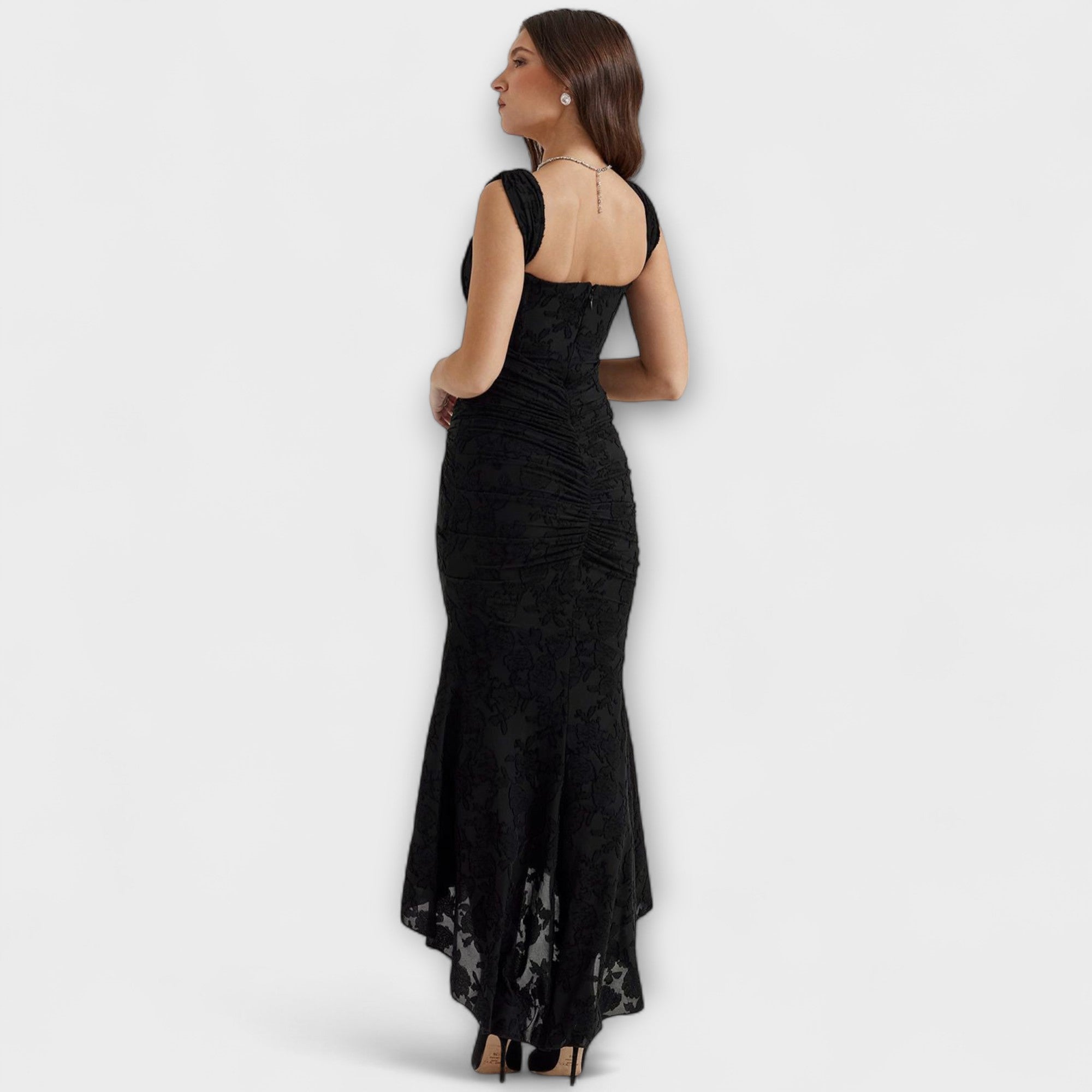 Long Dress With Elegant And Refined Corset