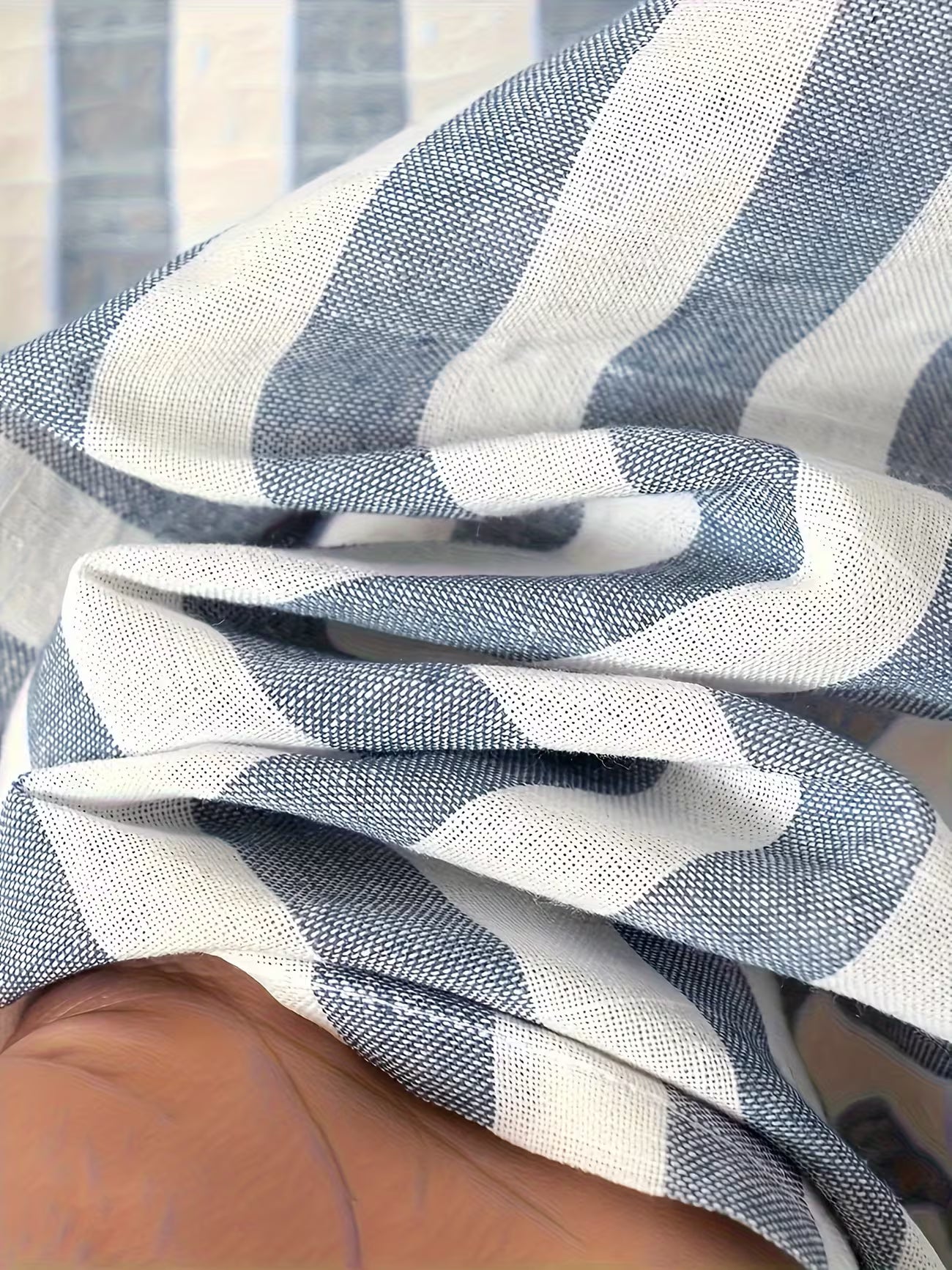 Men's Striped Long Sleeve Button-up Shirt