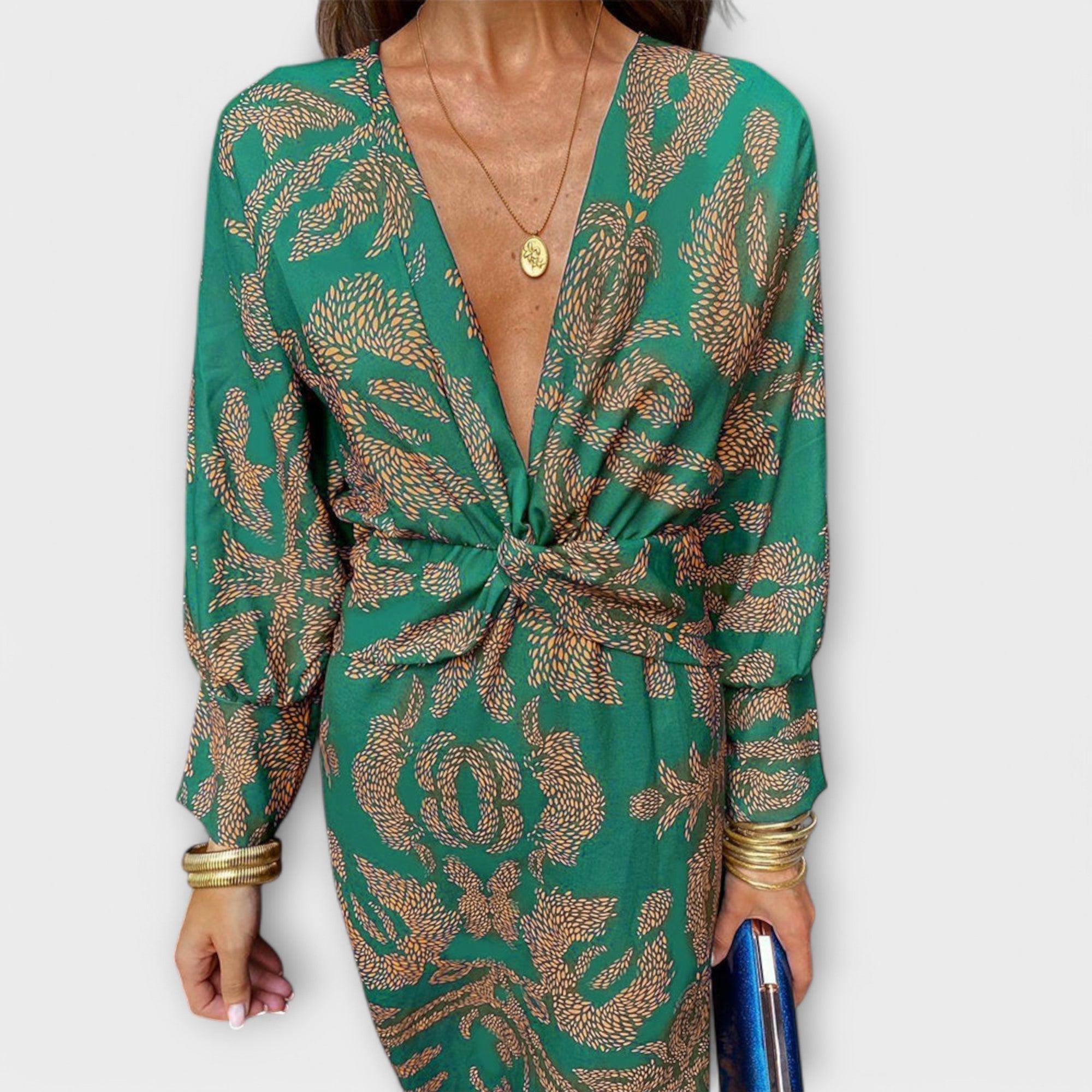 Elegant Dress With Long Sleeves