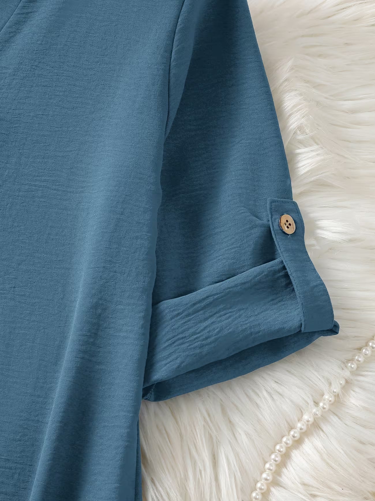 Women's Relaxed Short Sleeve Solid Color Shirt