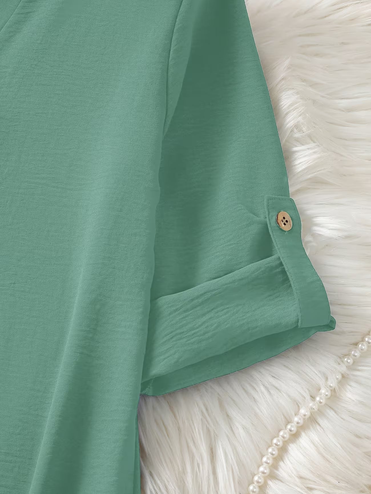Women's Relaxed Short Sleeve Solid Color Shirt