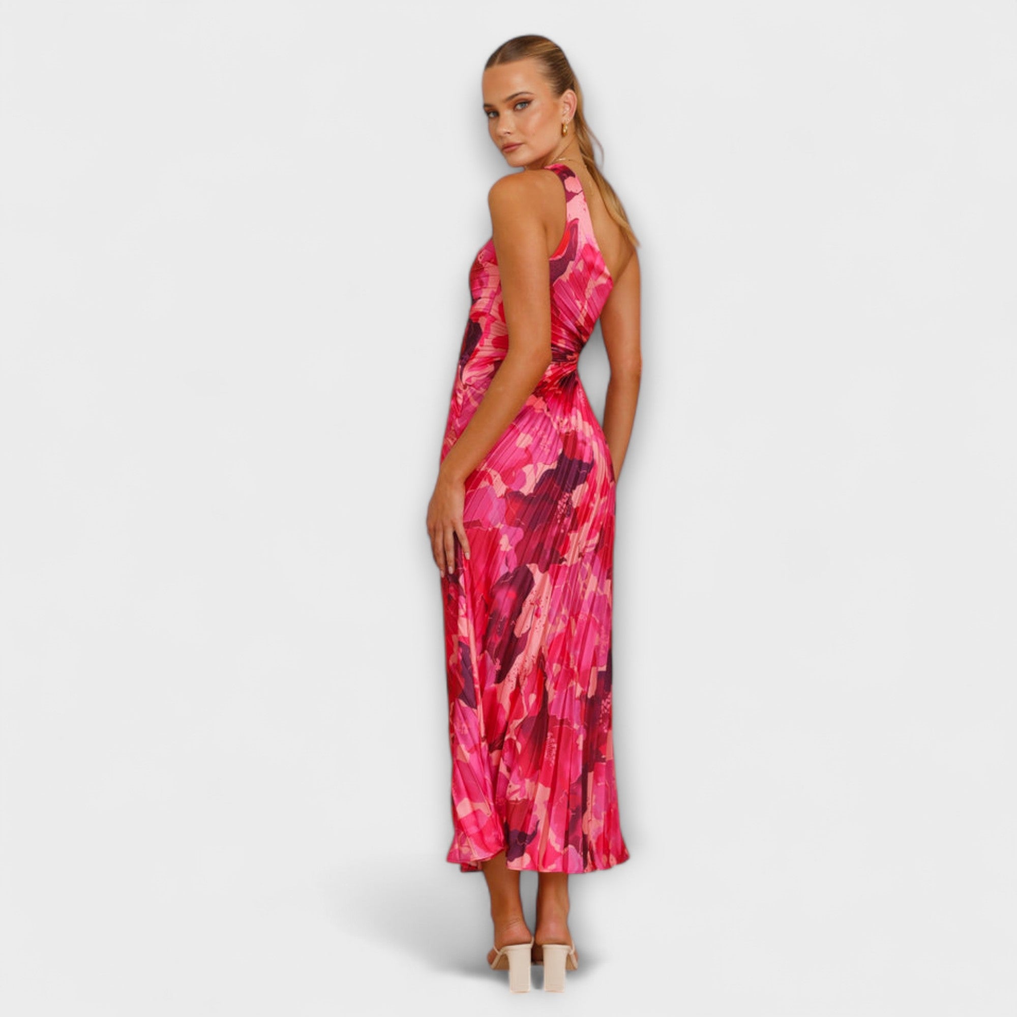 Elegant Cut-Out Maxi Dress