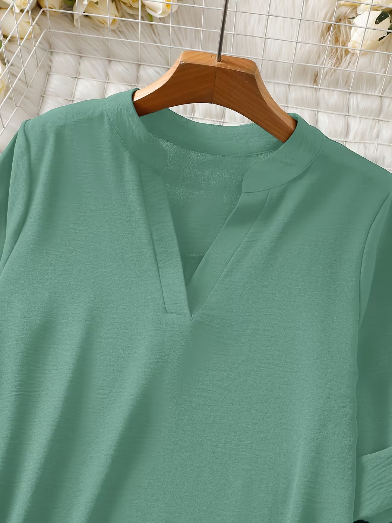 Women's Relaxed Short Sleeve Solid Color Shirt