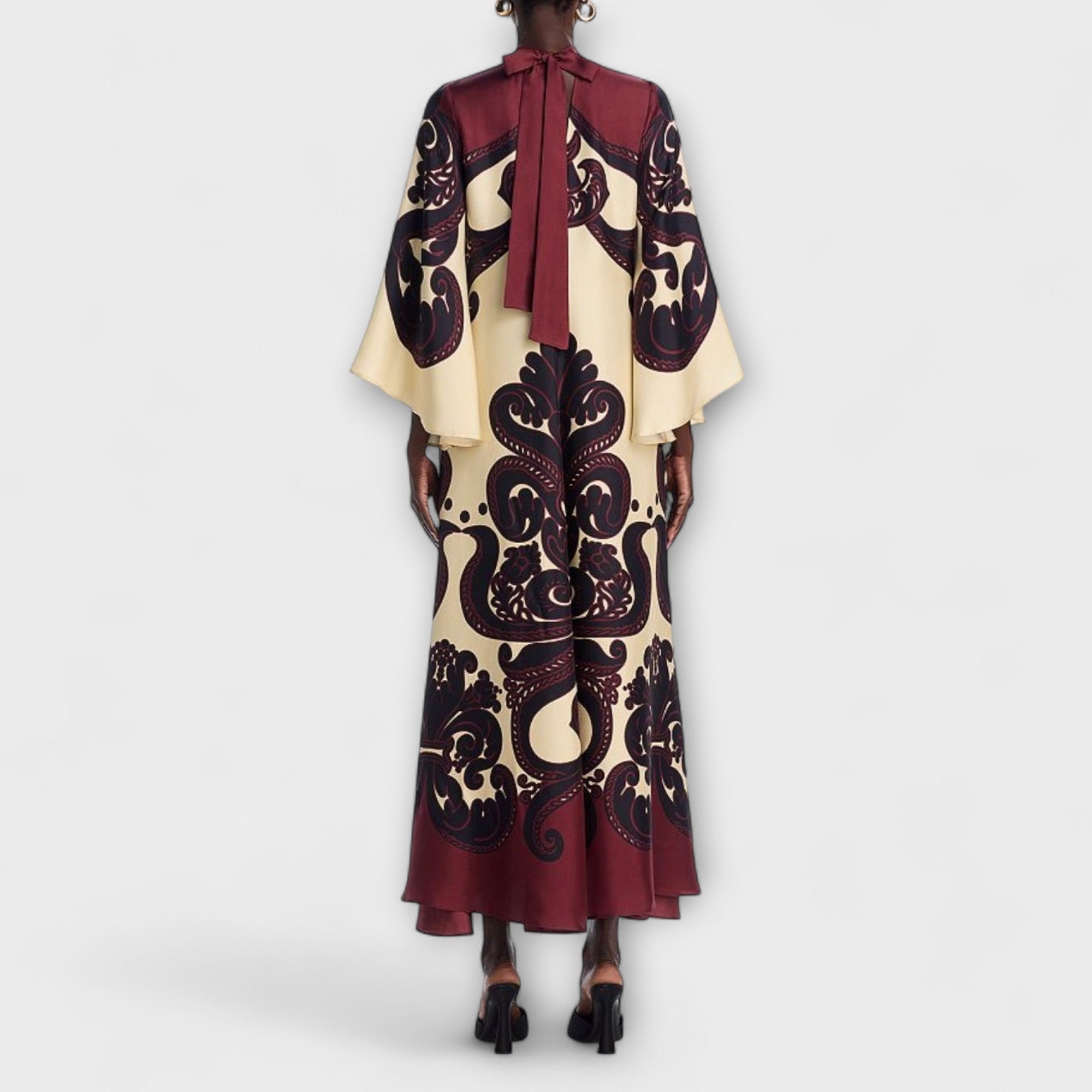 Breathtaking Grenadilla Print Maxi Dress For Effortless Elegance