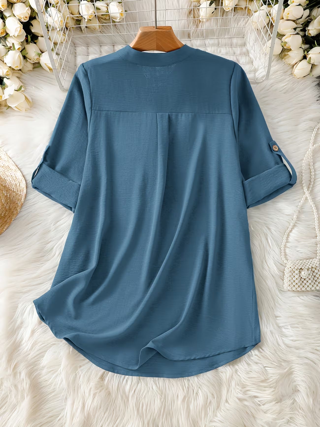 Women's Relaxed Short Sleeve Solid Color Shirt