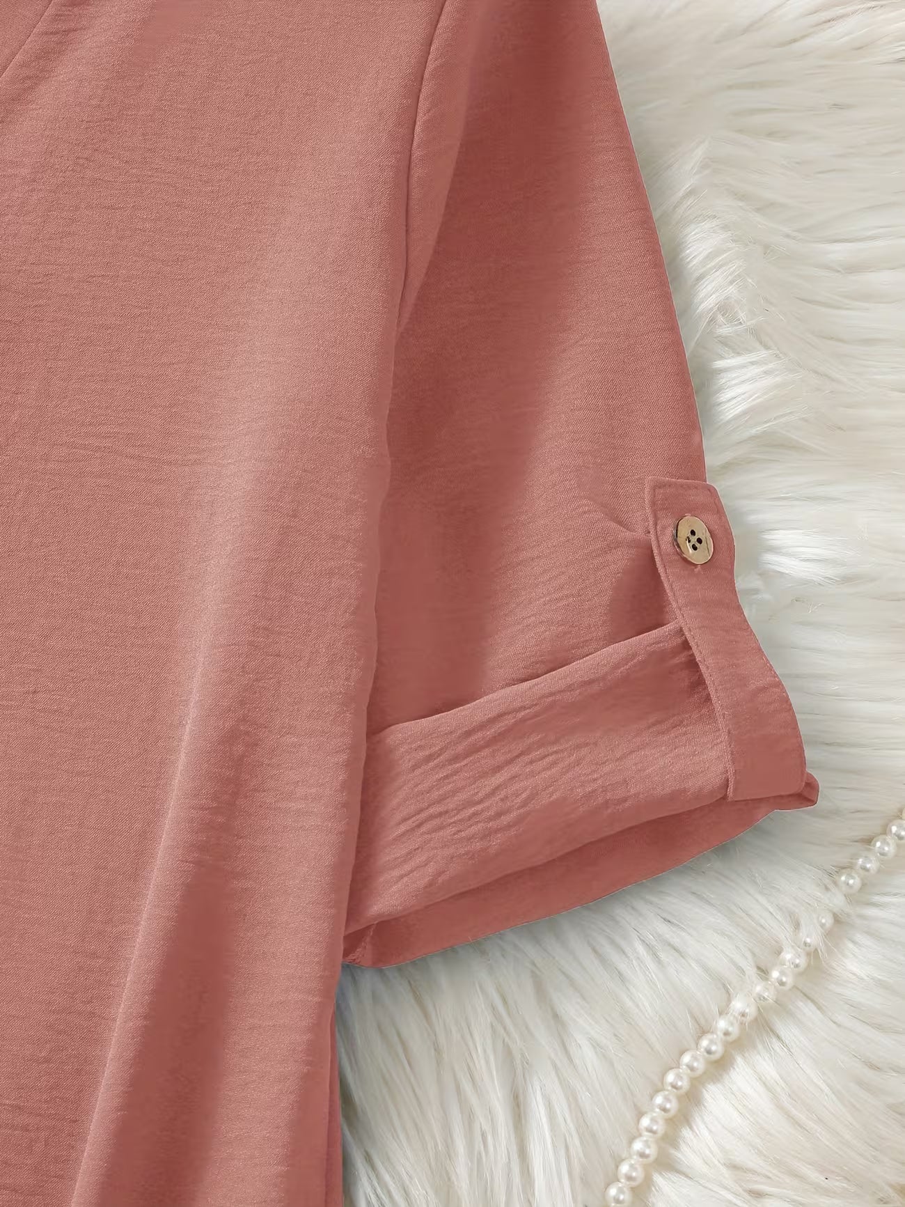 Women's Relaxed Short Sleeve Solid Color Shirt