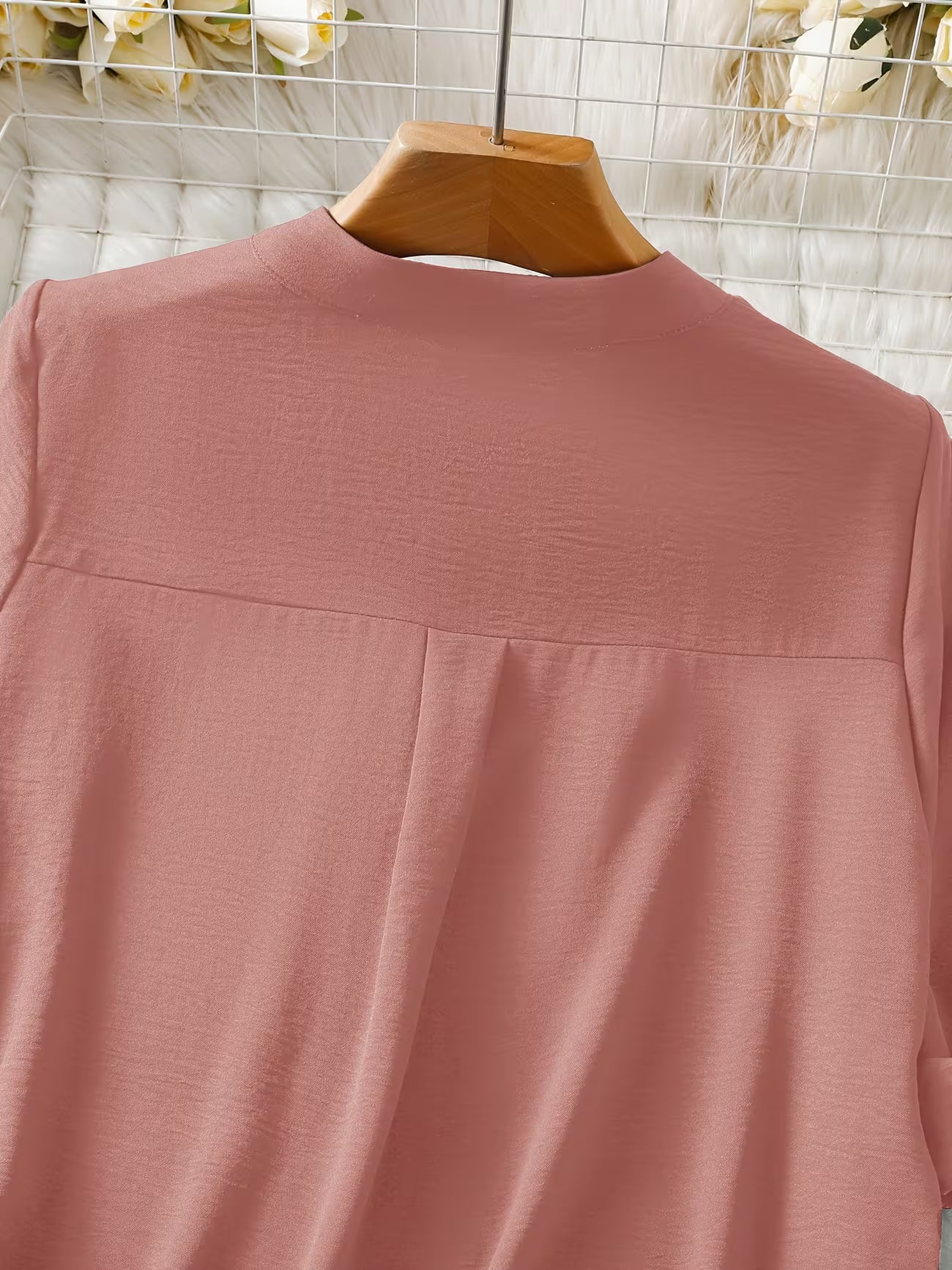 Women's Relaxed Short Sleeve Solid Color Shirt
